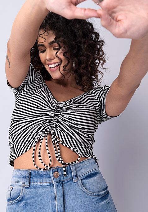 Black Striped Sweetheart Neck Ruched Knit Crop Top 