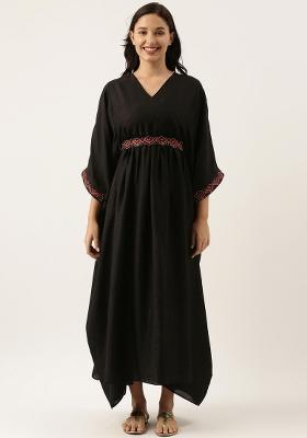 Black Solid Silk Dress