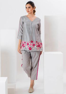 Grey Hand Applique Embroidered Chanderi Kurta And Pant Set