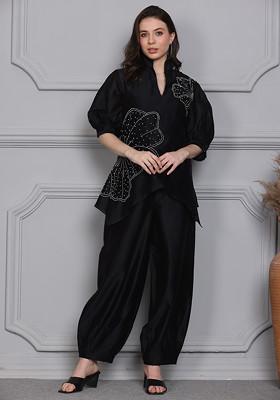 Black Floral Escape Embroidered Chanderi Kurta Set