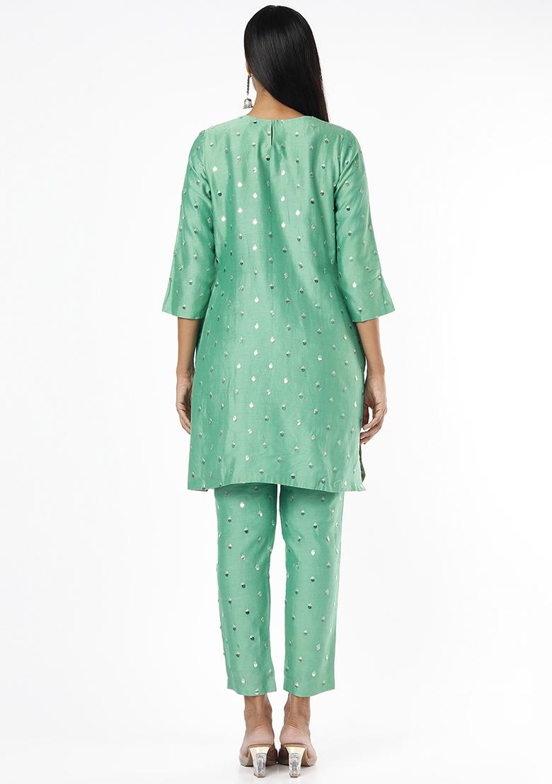 Rama Green Applique Embroidered Chanderi Kurta Set