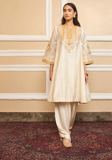 Daisy Ivory Embroidered Silk Chanderi Kurta Set