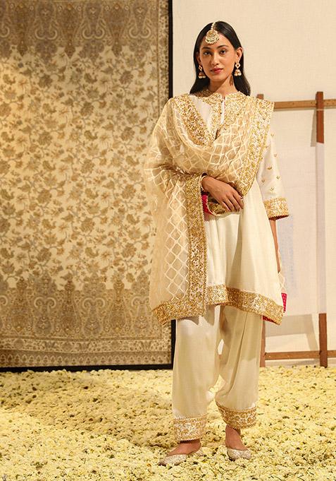 Daisy Ivory Embroidered Silk Chanderi Kurta Set