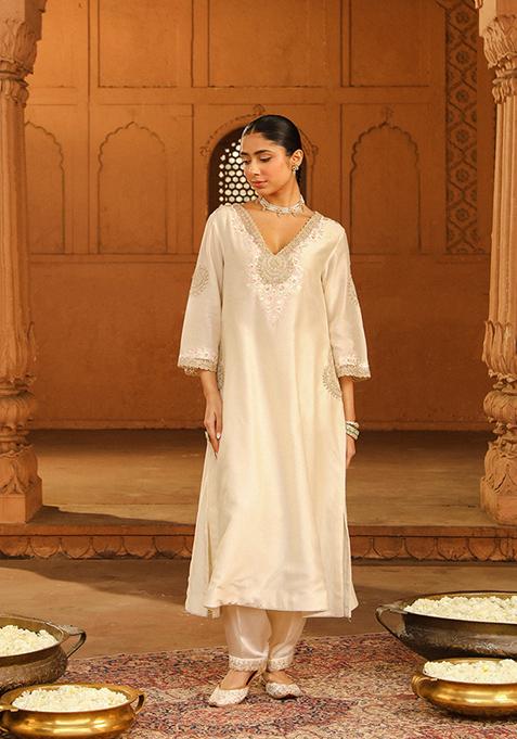 Daisy Ivory Embroidered Silk Chanderi Kurta Set