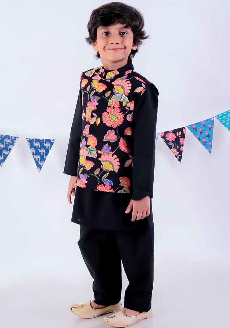 Black Printed Jacket With Kurta And Pajama (Set of 3)