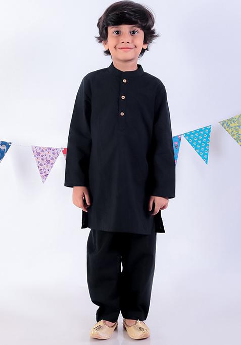 Black Printed Jacket With Kurta And Pajama (Set of 3)