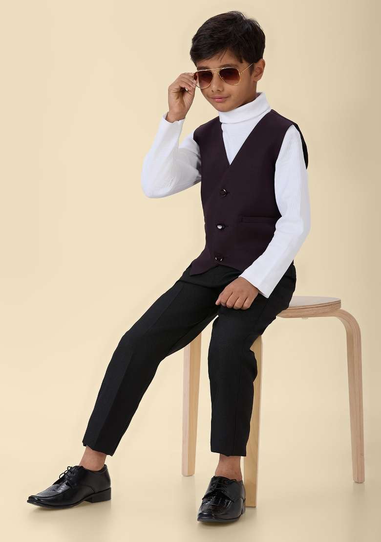 Wine Solid Poly Cotton Blazer For Boy - Indya