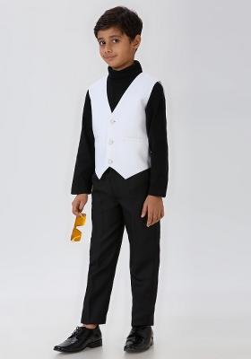 White Solid Poly Cotton Blazer For Boy