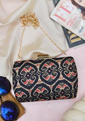 Black Fabric Women Printed Fabric Shoulder Strap Box Clutch