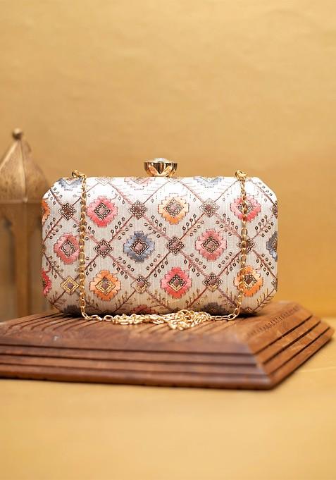 White Satin Embroidered Sequinned Detailed Box Clutch