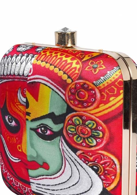 Abstract Printed Structured Clutch With Clutch Chain