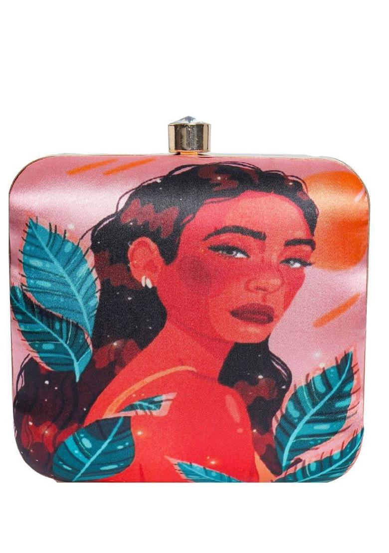 Abstract Printed Structured Clutch With Clutch Chain