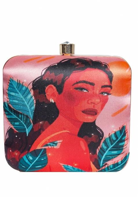 Abstract Printed Structured Clutch With Clutch Chain