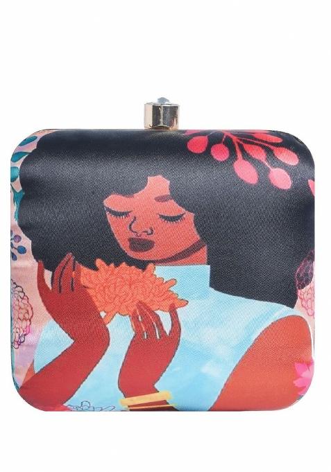 Abstract Printed Structured Clutch With Clutch Chain