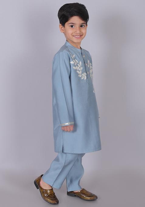Blue Floral Embroidered Kurta With Pajama (Set of 2)