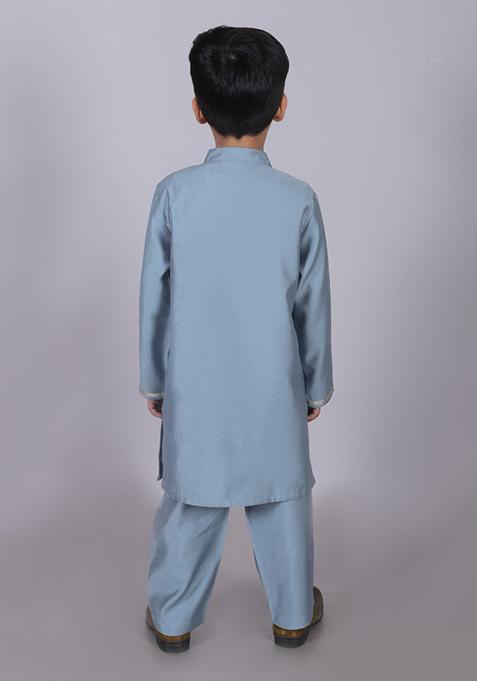 Blue Floral Embroidered Kurta With Pajama (Set of 2)