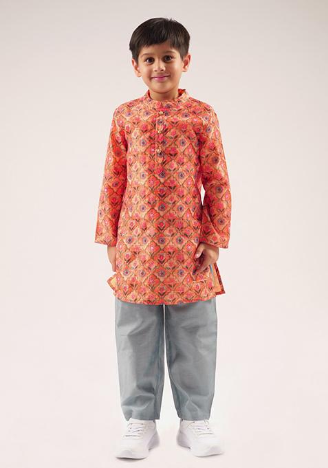 Orange Digital Print Kurta With Pants (Set of 2)