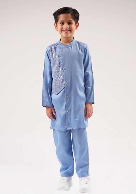 Blue Embroidered Kurta With Pants (Set of 2)