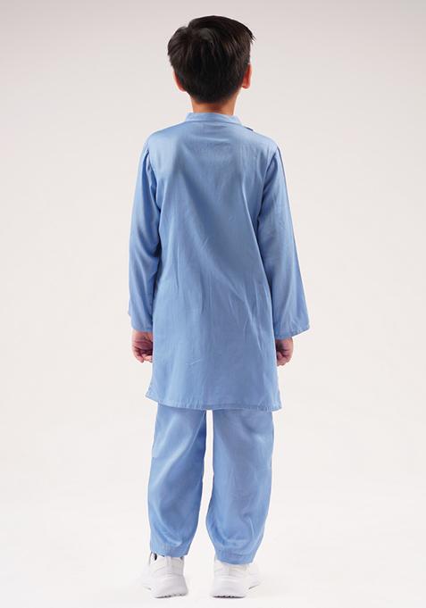 Blue Embroidered Kurta With Pants (Set of 2)