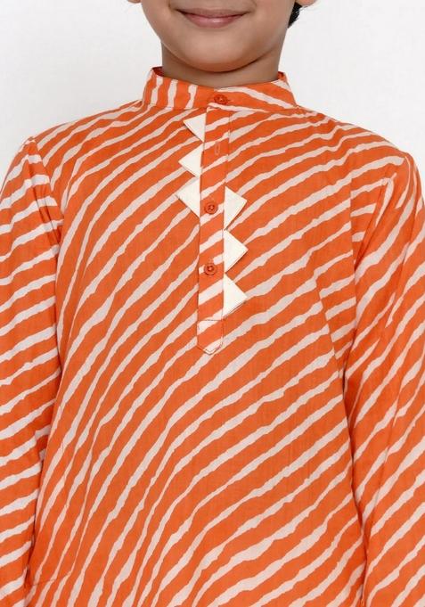 Orange Leheriya Print Kurta With Pants (Set of 2)
