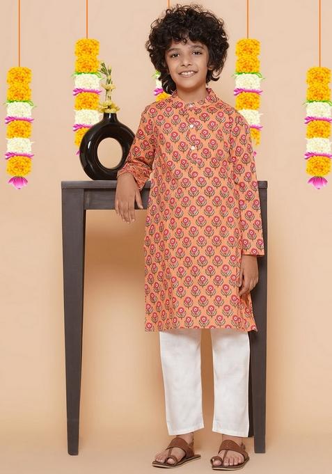 Peach Printed Kurta With Pants (Set of 2)