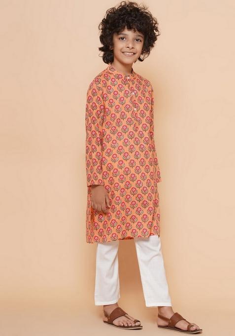 Peach Printed Kurta With Pants (Set of 2)