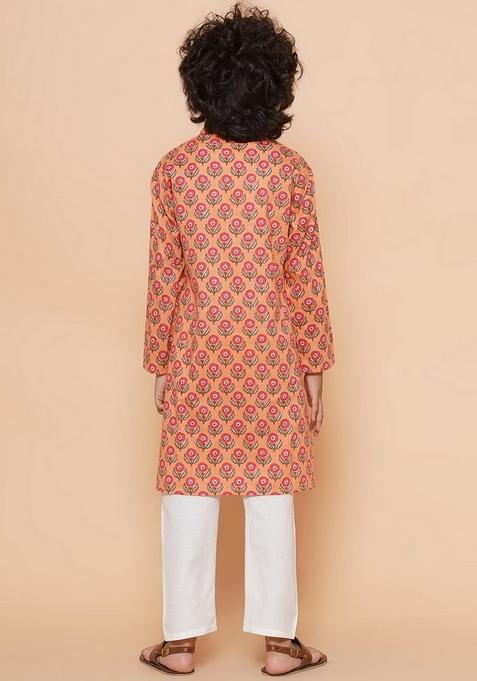 Peach Printed Kurta With Pants (Set of 2)