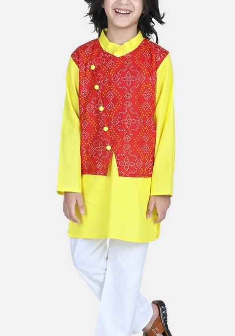 Red Printed Jacket With Kurta And Pyjama (Set of 3)