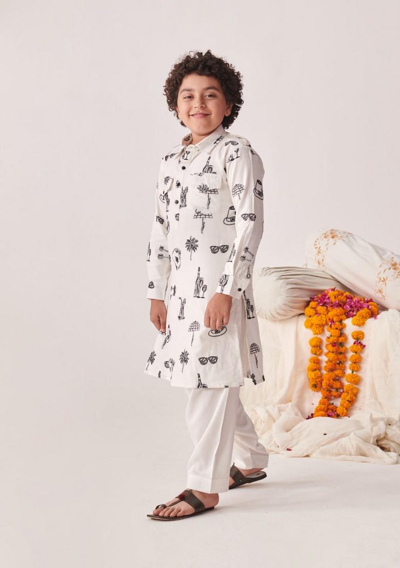 White Printed Kurta With Pants (Set of 2)