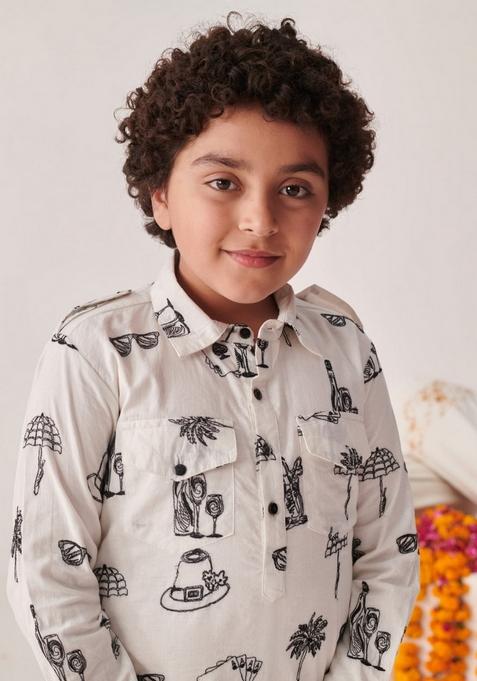 White Printed Kurta With Pants (Set of 2)