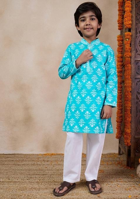 Firozi Printed Kurta With Pants (Set of 2)