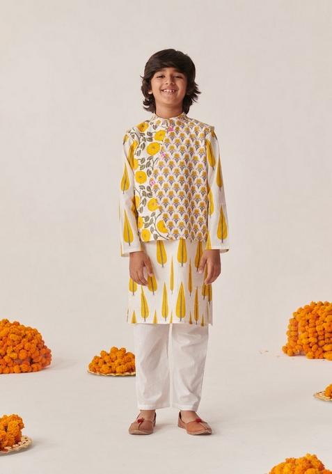 Grey Printed Cotton Kurta With Pants (Set of 2)