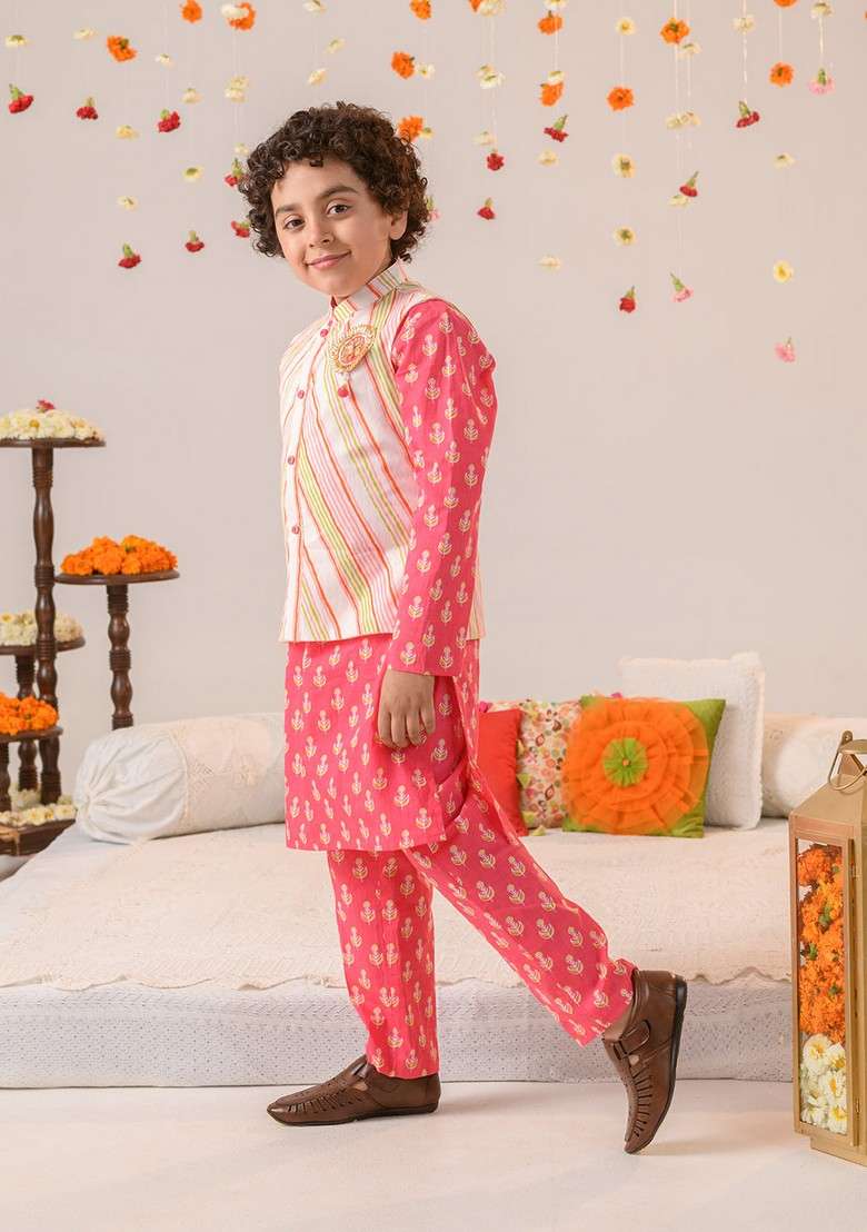 Coral Printed Jacket With Kurta And Pyjama (Set of 3) - Indya