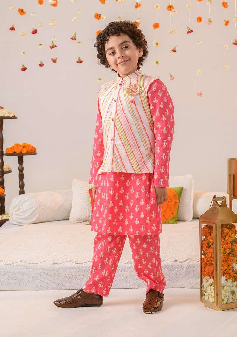 Coral Printed Jacket With Kurta And Pyjama (Set of 3) - Indya