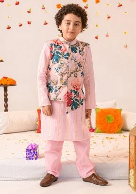 Pink Printed Jacket With Kurta And Pyjama (Set of 3)