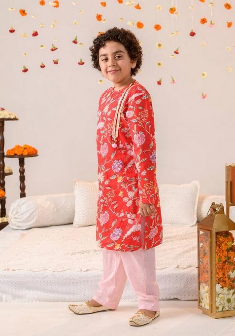 Red Printed Cotton Kurta With Pants (Set of 2)