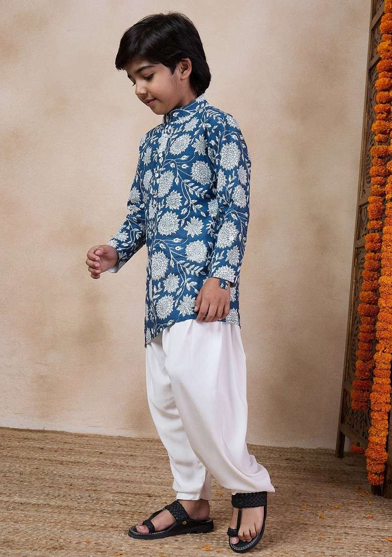 White Printed Kurta With Pants (Set of 2) - Indya