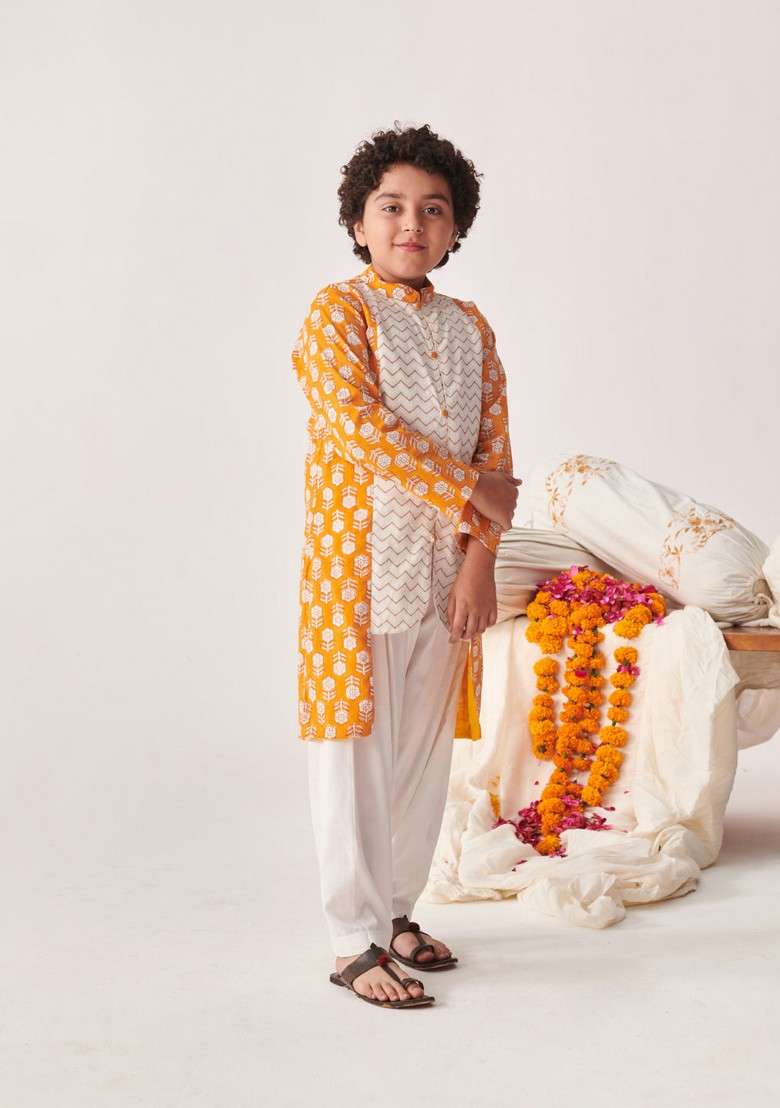 Orange Printed Kurta With Pants (Set of 2) - Indya