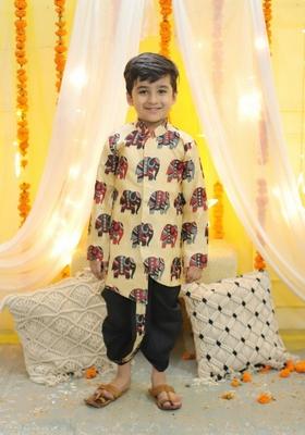 Black Printed Kurta With Pants (Set of 2)