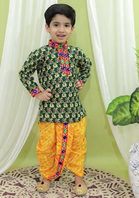 Green Printed Kurta With Dhoti Pants (Set of 2)