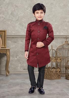Maroon Embroidered Jaquard Kurta With Churidar Pants
