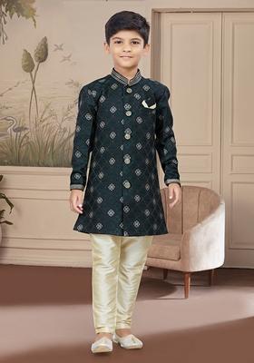 Black Embroidered Jaquard Kurta With Churidar Pants