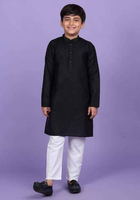 Black Solid Cotton Blend Kurta For Boys