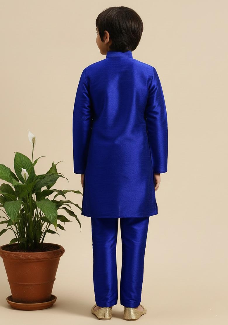 Royal Blue Embroidery Silk Kurta Set - Indya