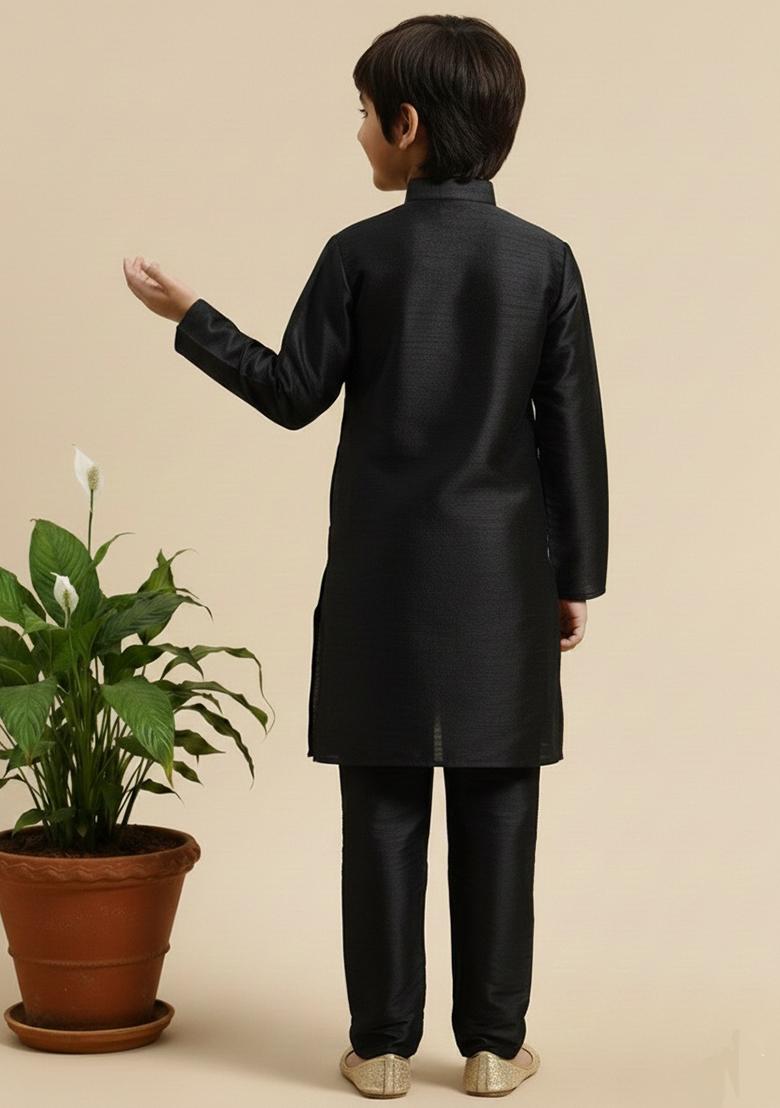 Black Embroidery Silk Kurta Set - Indya