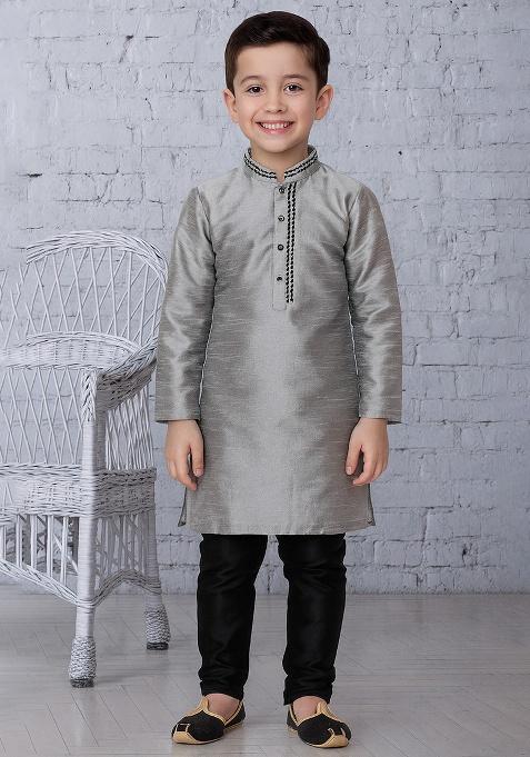 Grey Embroidery Silk Kurta With Bottom For Boys
