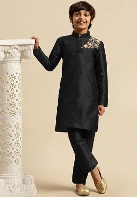 Black Embroidery Silk Kurta With Bottom For Boys