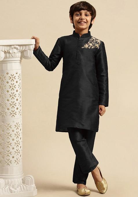 Black Embroidery Silk Kurta With Bottom For Boys