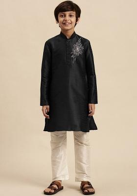Black Embroidery Silk Kurta With Bottom For Boys