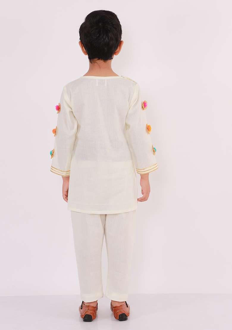 Off White Embroidered Cotton Kurta Set Holi For Boys - Indya